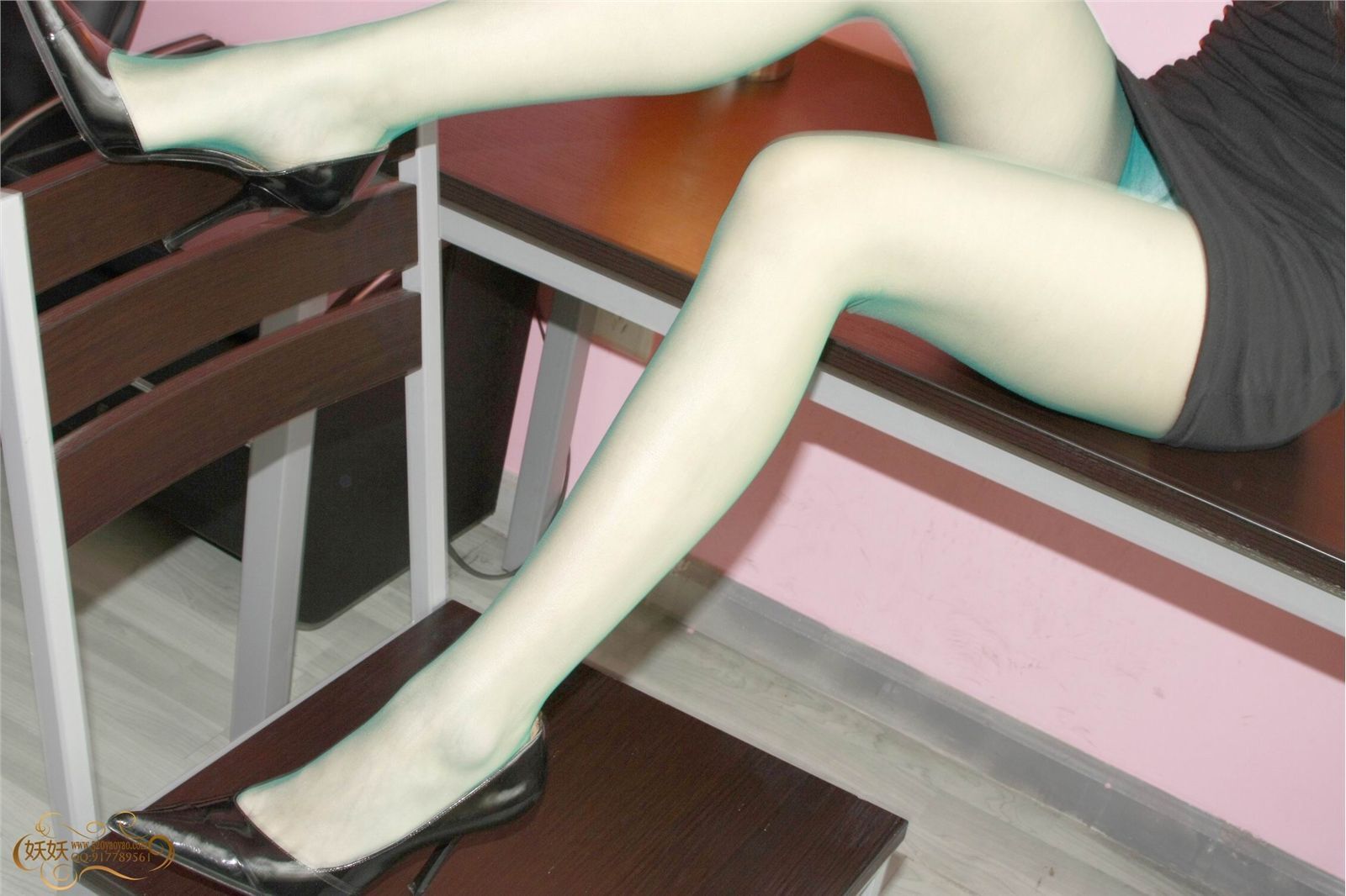 妖妖VIP-OL 办公室私袜诱惑系列1